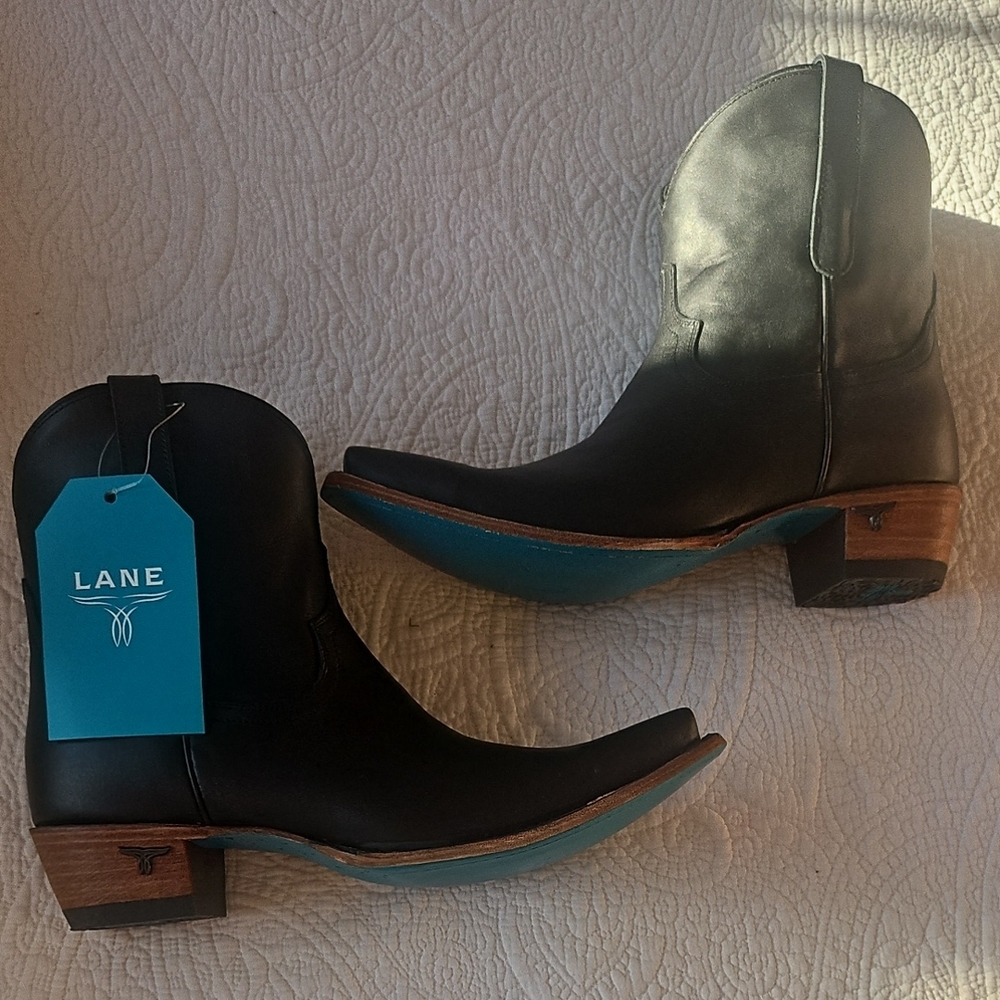 Women's Black Western Boots